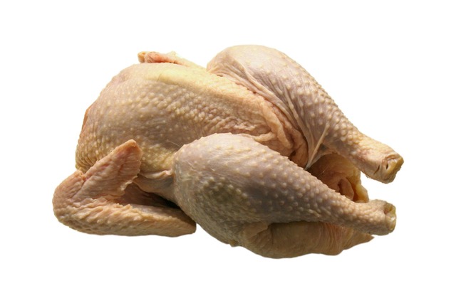 Jak naporcovat a zužitkovat celé kuře